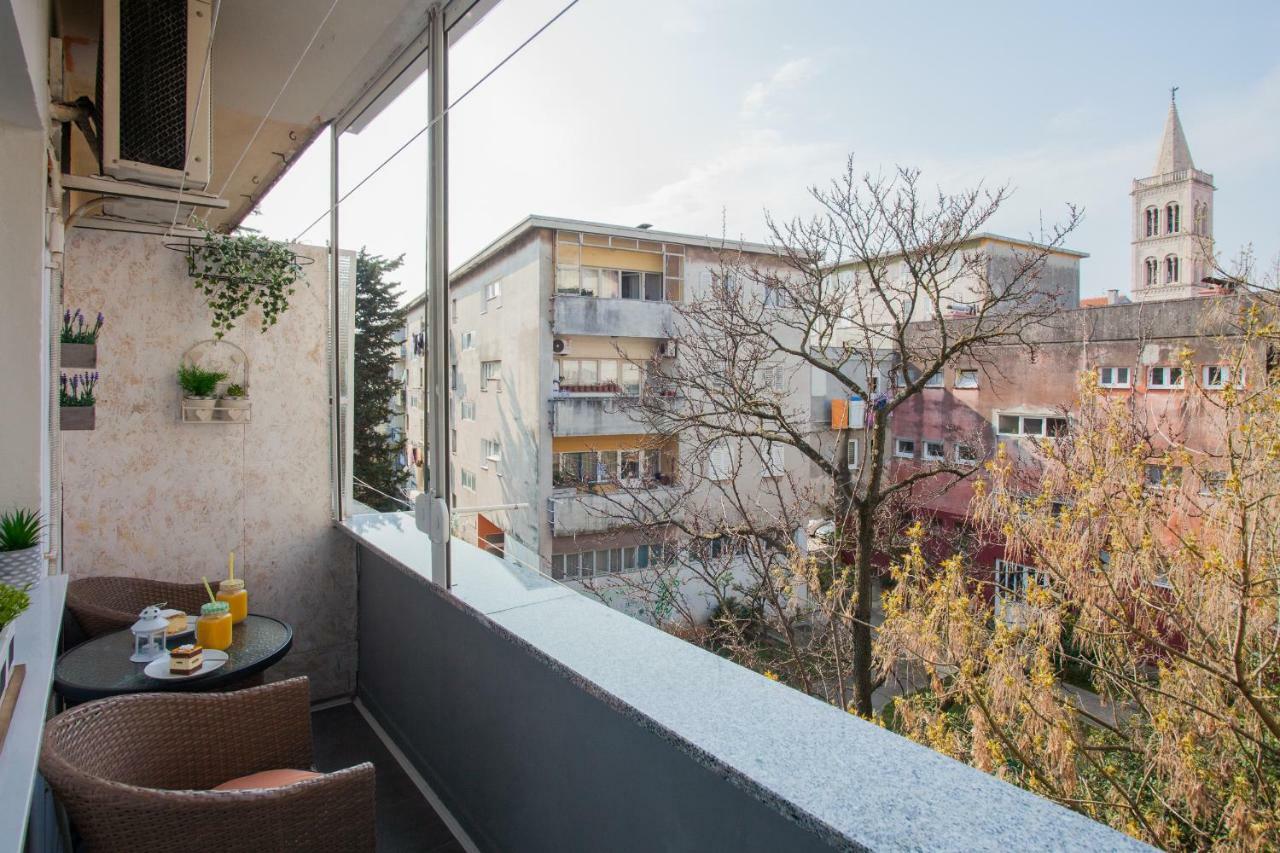 Royal View Apartment Zara Esterno foto