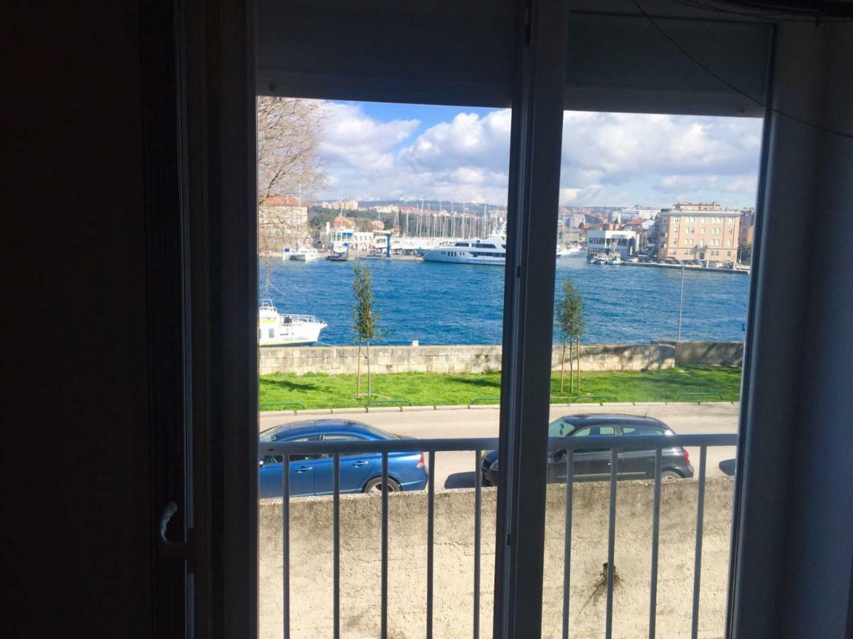 Royal View Apartment Zara Esterno foto